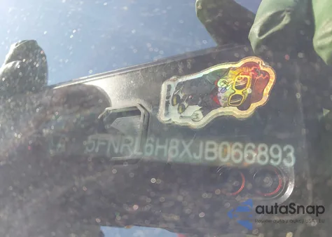 2018 Honda Odyssey Touring from USA, damaged, VIN 5FNRL6H8XJB066893